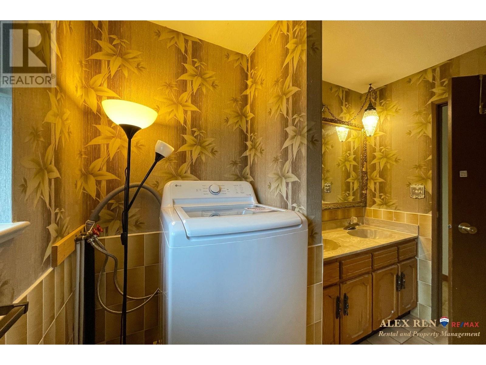 43xx Hurst Street, Burnaby, British Columbia  V5J 1M9 - Photo 22 - R2828333