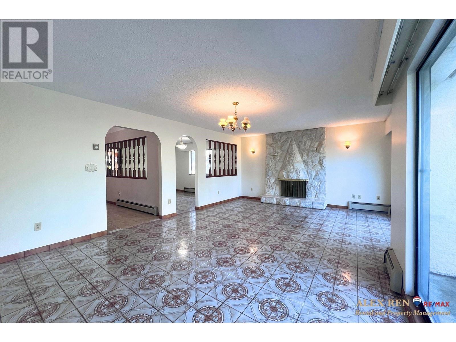 43xx Hurst Street, Burnaby, British Columbia  V5J 1M9 - Photo 6 - R2828333