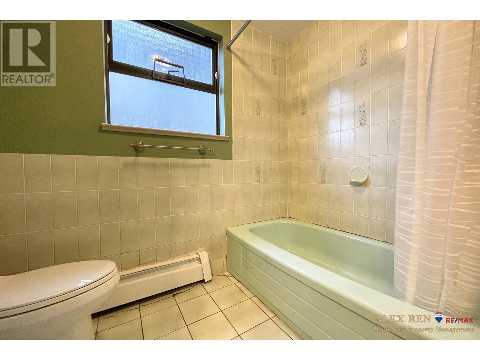 4xxx Hurst Street, Burnaby, British Columbia  V5J 1M9 - Photo 12 - R2828334