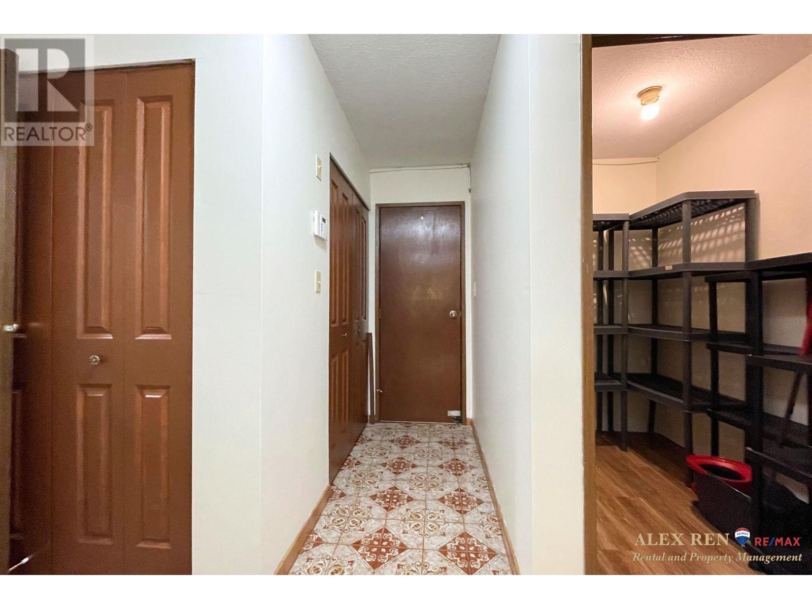 4xxx Hurst Street, Burnaby, British Columbia  V5J 1M9 - Photo 13 - R2828334