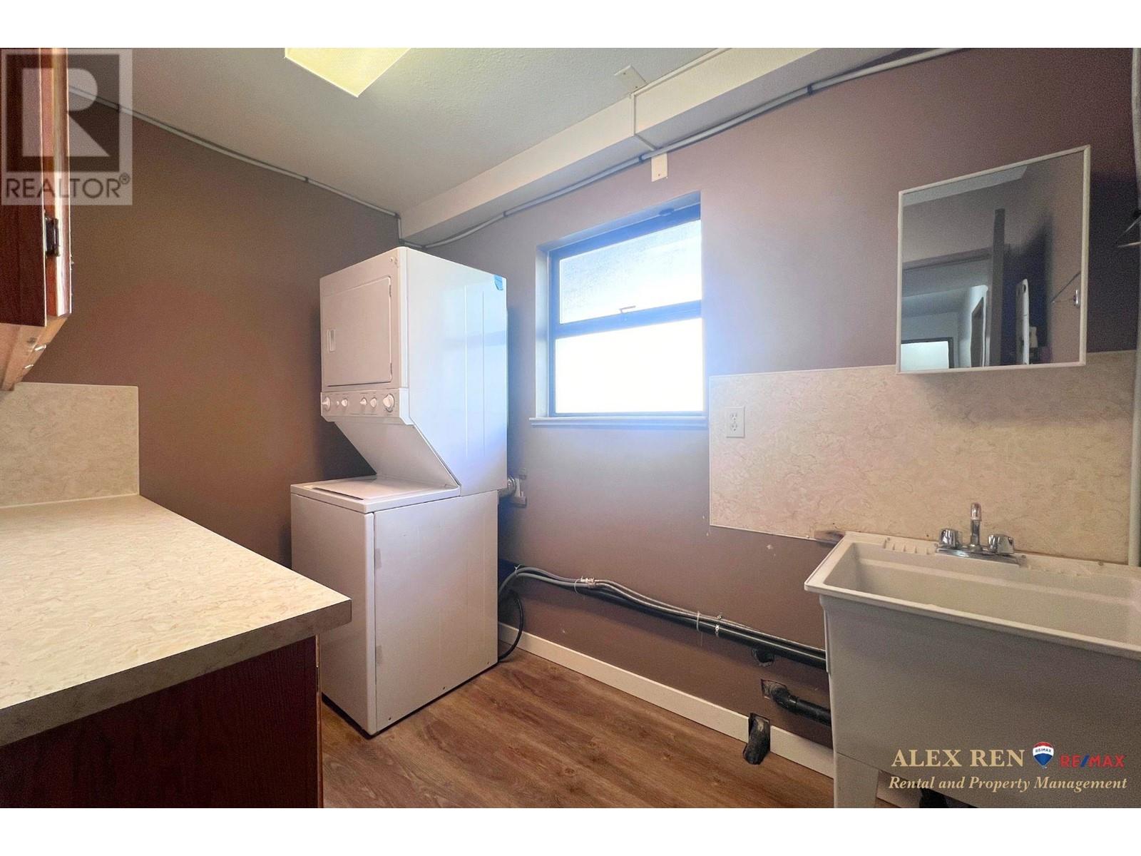 4xxx Hurst Street, Burnaby, British Columbia  V5J 1M9 - Photo 15 - R2828334