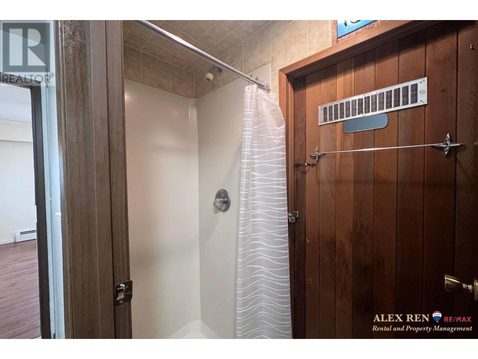 4xxx Hurst Street, Burnaby, British Columbia  V5J 1M9 - Photo 9 - R2828334
