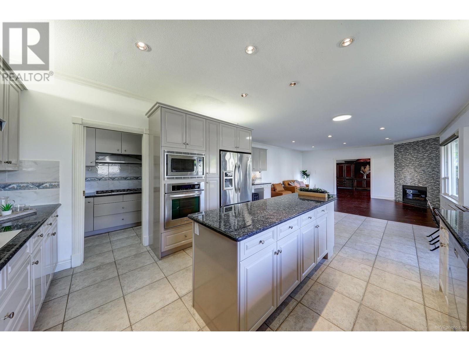 3731 Raymond Avenue, Richmond, British Columbia  V7E 1A9 - Photo 17 - R2828244