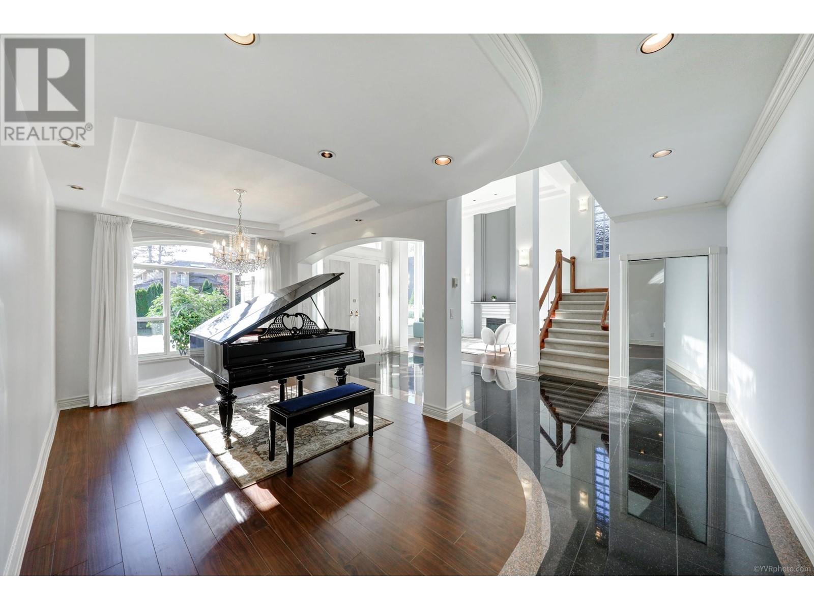3731 Raymond Avenue, Richmond, British Columbia  V7E 1A9 - Photo 4 - R2828244