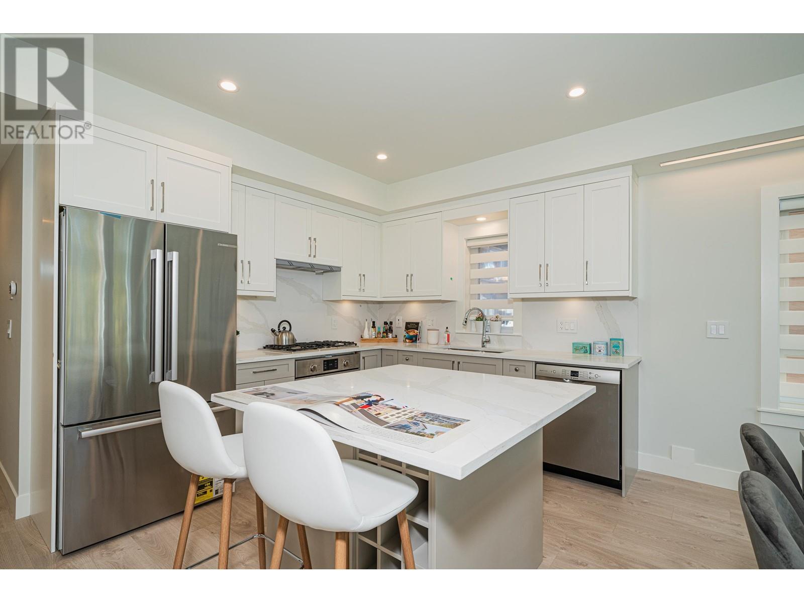 8377 French Street, Vancouver, British Columbia  V6P 4W3 - Photo 10 - R2827614