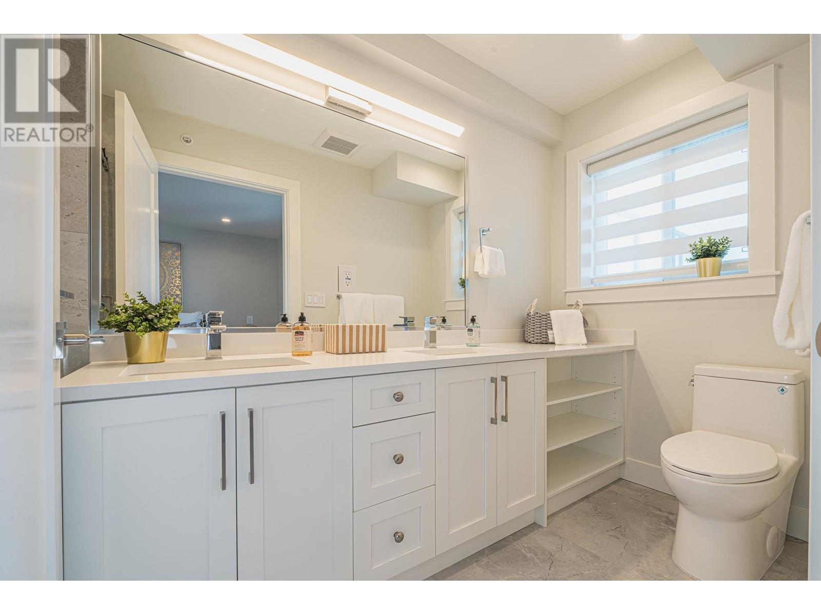 8377 French Street, Vancouver, British Columbia  V6P 4W3 - Photo 25 - R2827614