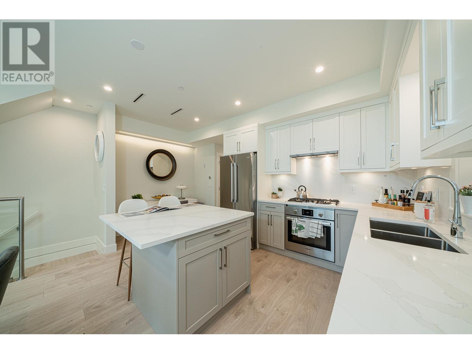 8377 French Street, Vancouver, British Columbia  V6P 4W3 - Photo 9 - R2827614