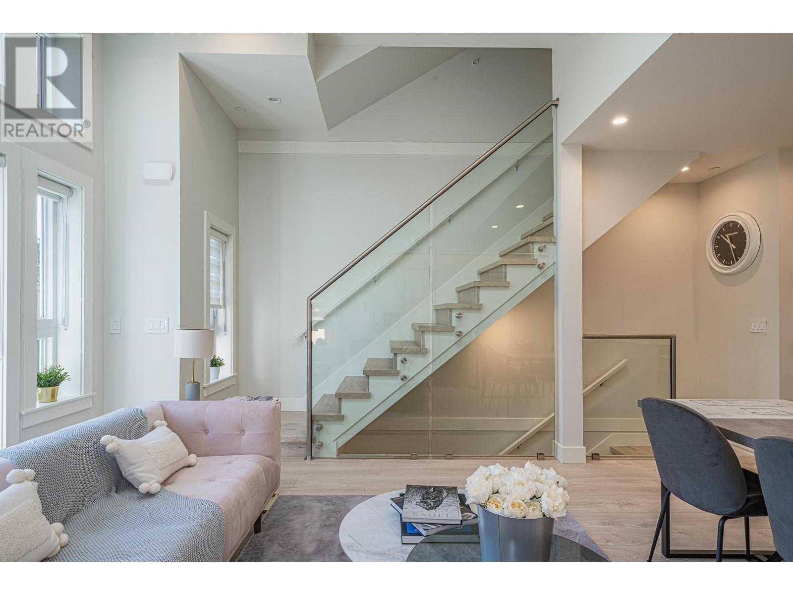 8377 French Street, Vancouver, British Columbia  V6P 4W3 - Photo 5 - R2827614