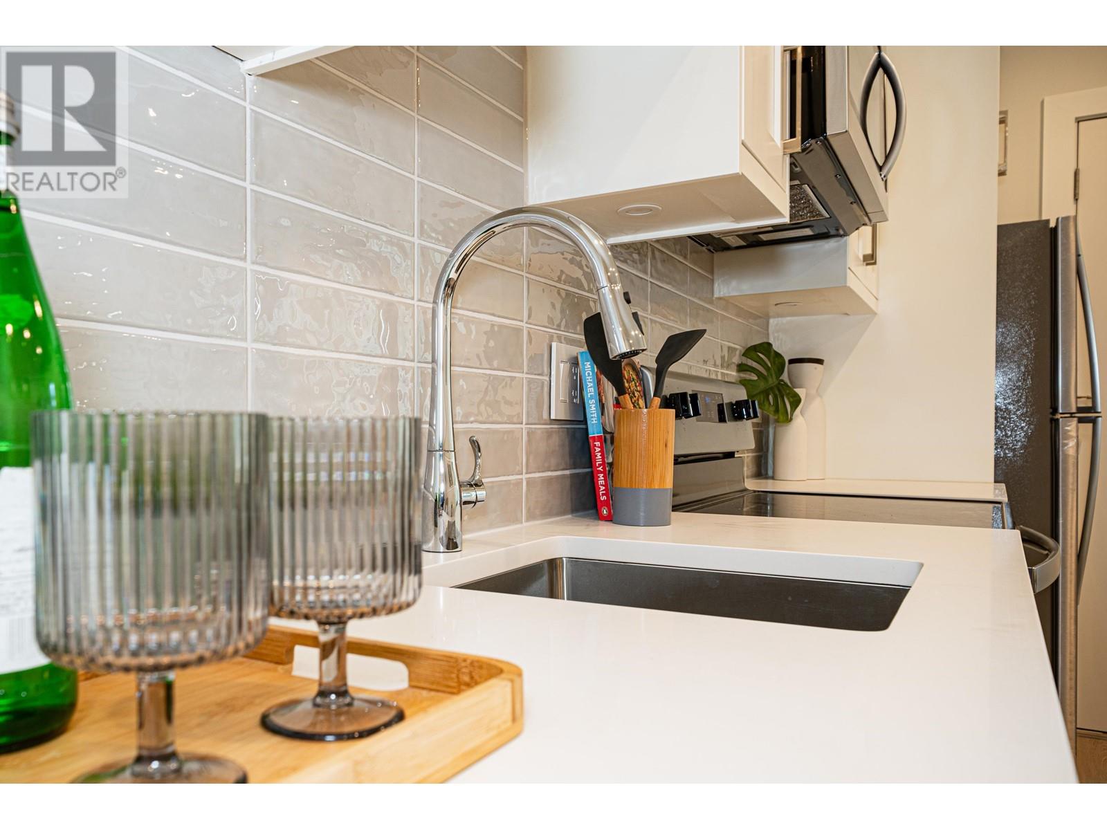 8381 French Street, Vancouver, British Columbia  V6P 4W3 - Photo 31 - R2827651