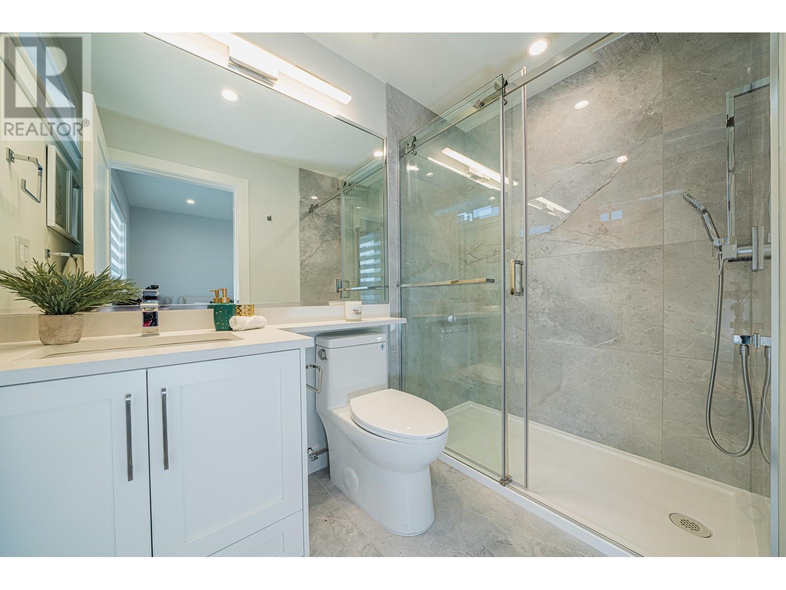 8381 French Street, Vancouver, British Columbia  V6P 4W3 - Photo 21 - R2827651