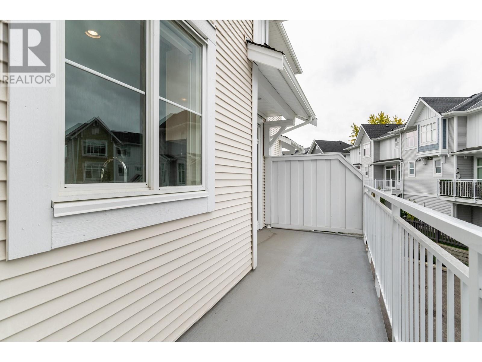 1014 11280 Pazarena Place, Maple Ridge, British Columbia  V2X 4K9 - Photo 27 - R2828292