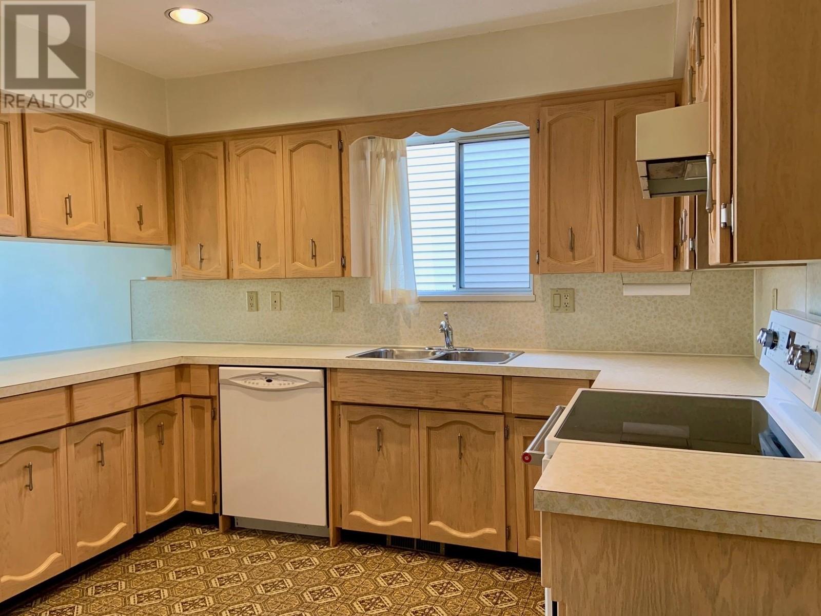 4553 W 8th Avenue, Vancouver, British Columbia  V6R 2A4 - Photo 9 - R2828246