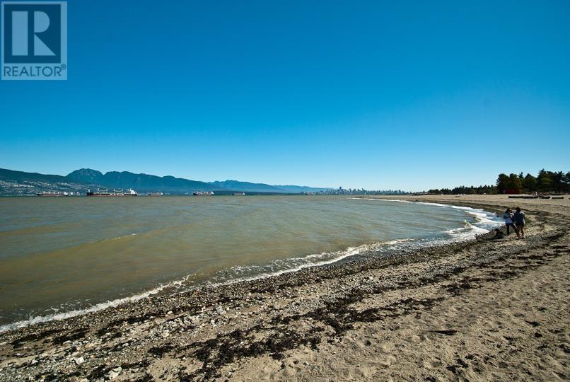 4553 W 8th Avenue, Vancouver, British Columbia  V6R 2A4 - Photo 38 - R2828246