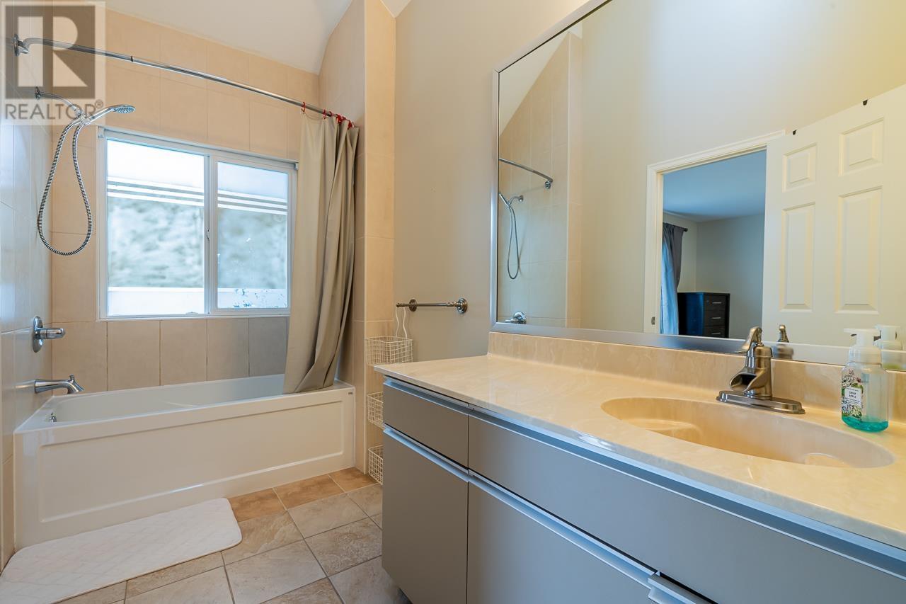 1349 Phillips Avenue, Burnaby, British Columbia  V5A 2V8 - Photo 23 - R2828238