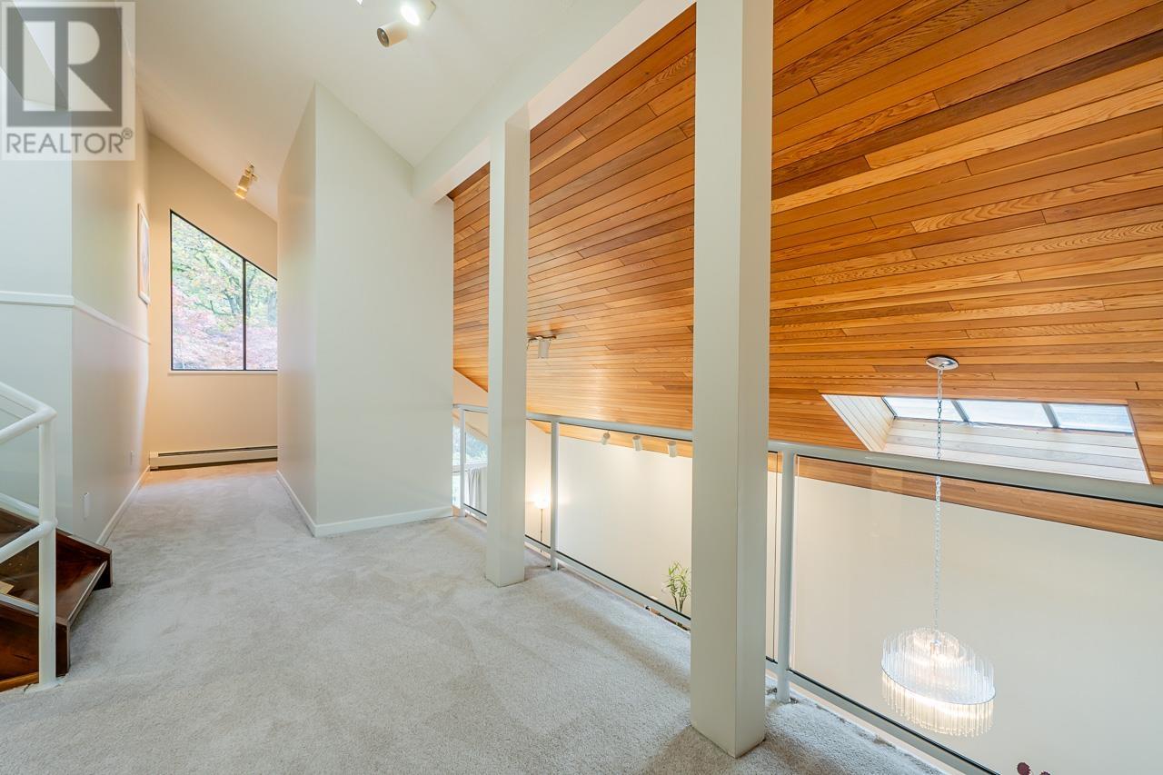 1349 Phillips Avenue, Burnaby, British Columbia  V5A 2V8 - Photo 29 - R2828238
