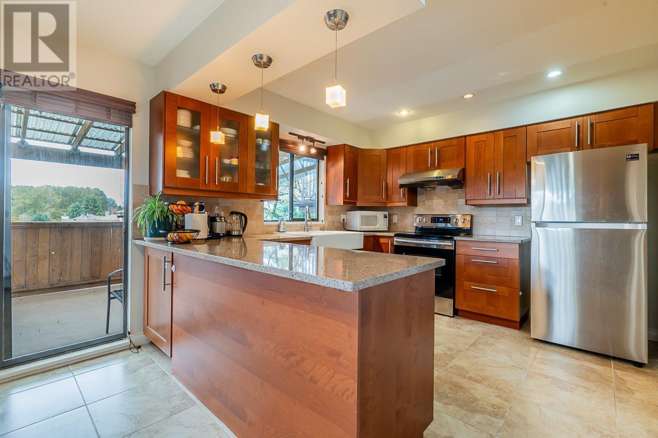 1349 Phillips Avenue, Burnaby, British Columbia  V5A 2V8 - Photo 13 - R2828238