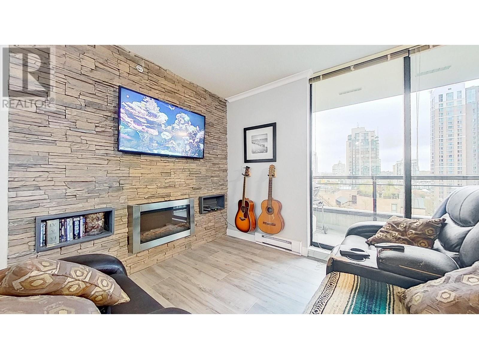 905 1295 Richards Street, Vancouver, British Columbia  V6B 1B7 - Photo 2 - R2828382