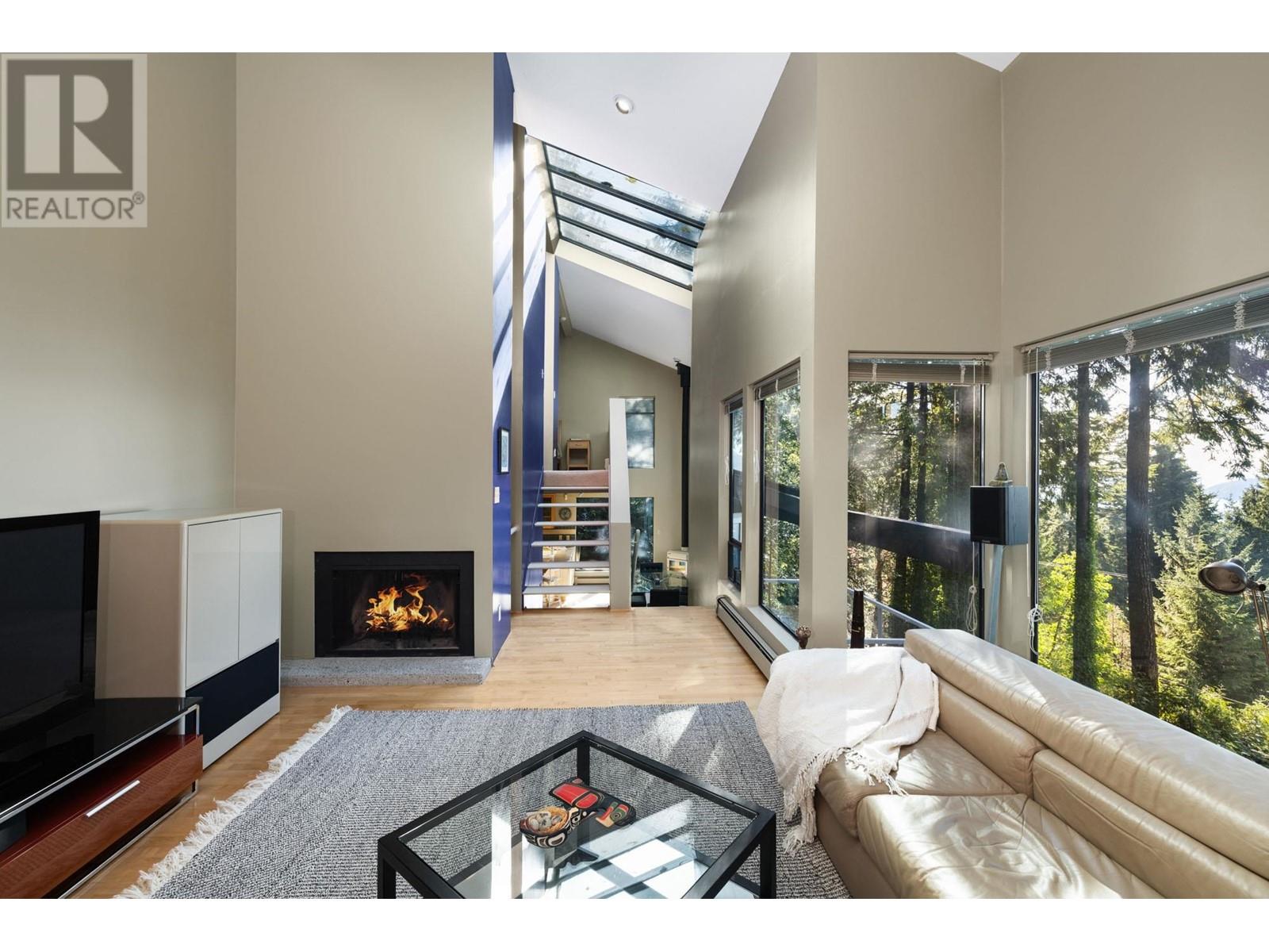 225 Mountain Drive, Lions Bay, British Columbia  V0N 2E0 - Photo 20 - R2828357