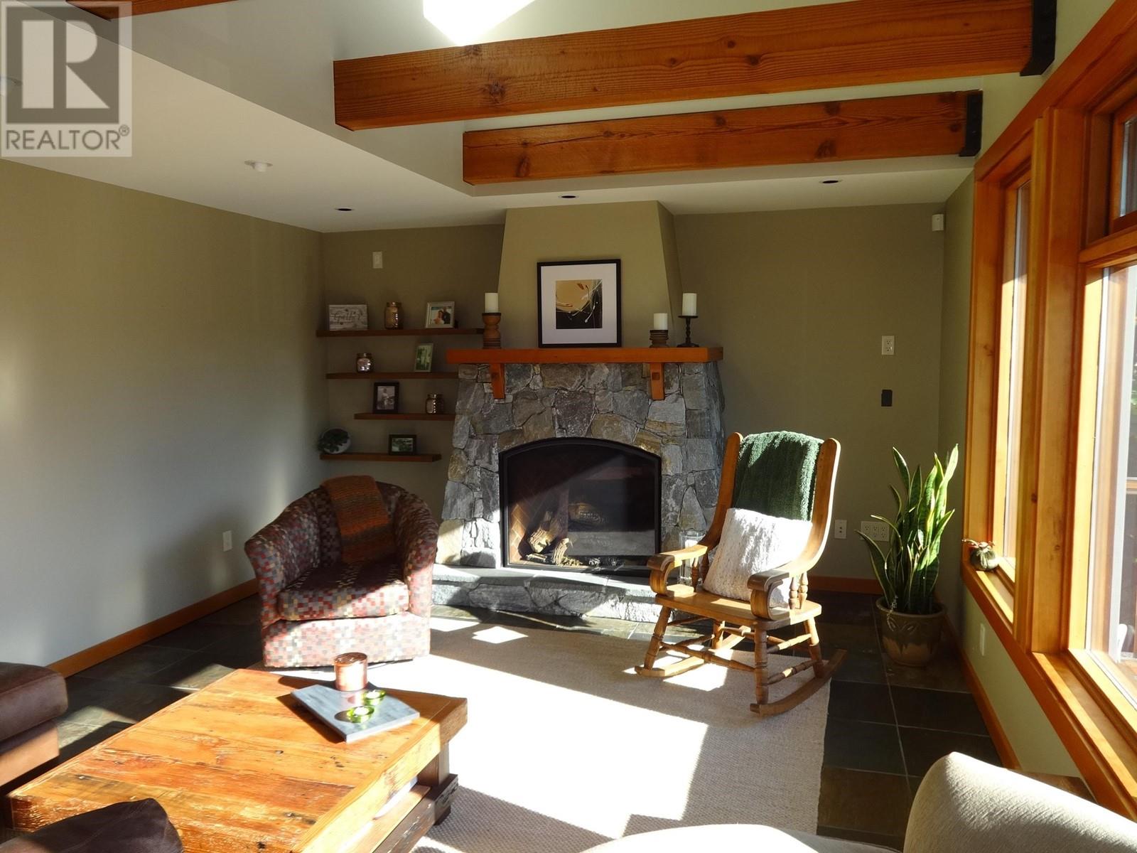 4721 Sinclair Bay Road, Garden Bay, British Columbia  V0N 1S1 - Photo 13 - R2828377