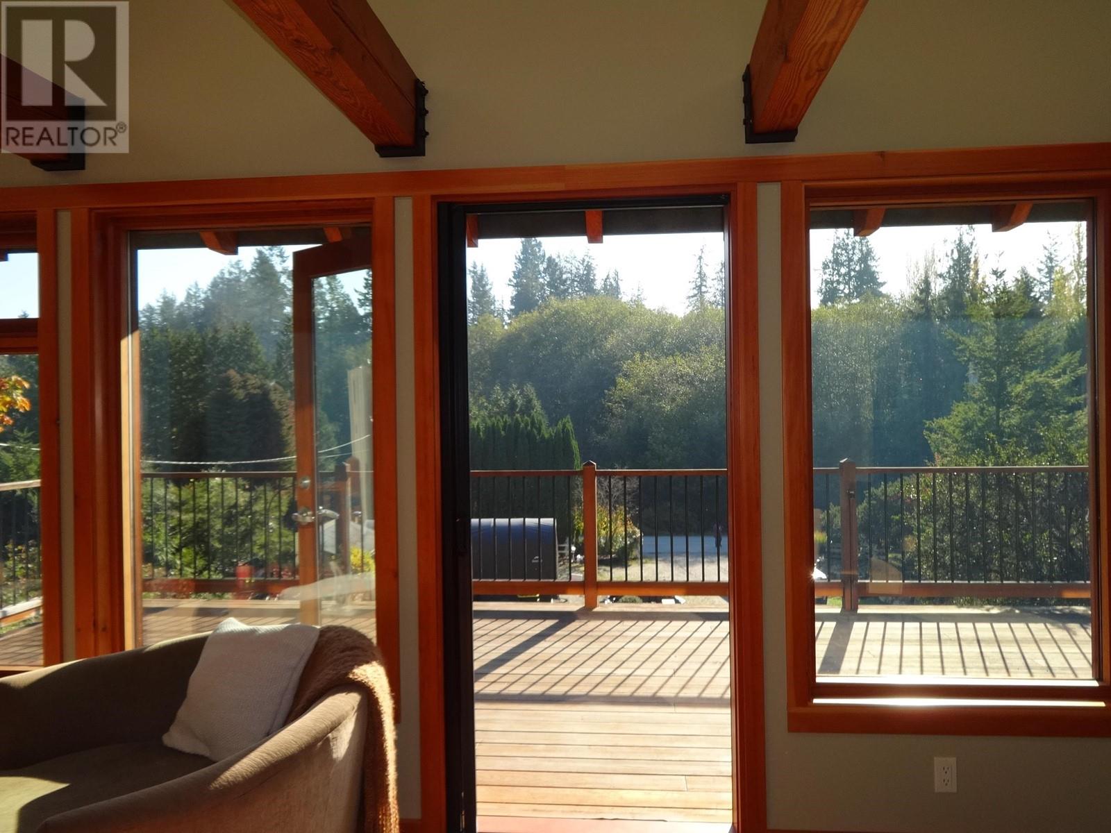4721 Sinclair Bay Road, Garden Bay, British Columbia  V0N 1S1 - Photo 14 - R2828377