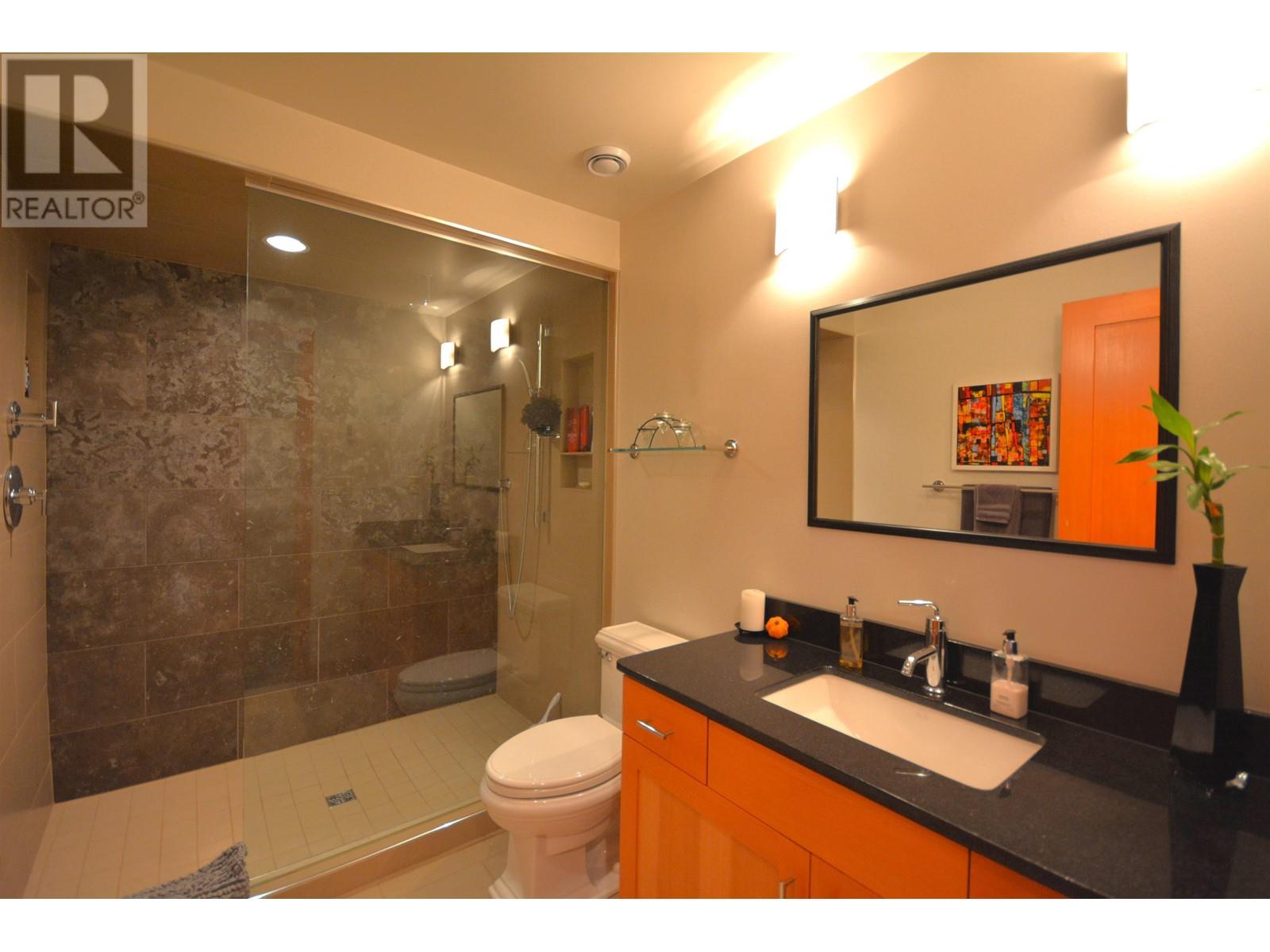 4721 Sinclair Bay Road, Garden Bay, British Columbia  V0N 1S1 - Photo 16 - R2828377