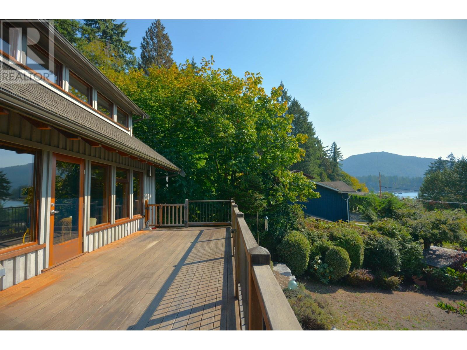 4721 Sinclair Bay Road, Garden Bay, British Columbia  V0N 1S1 - Photo 33 - R2828377