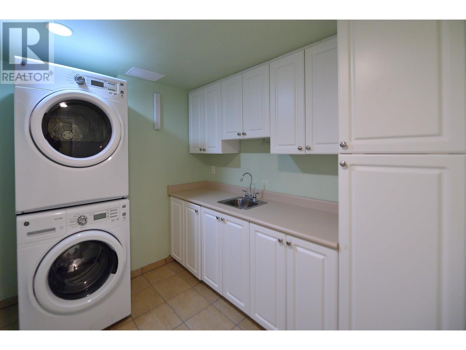 3475 Mathers Avenue, West Vancouver, British Columbia  V7V 2K8 - Photo 12 - R2828364