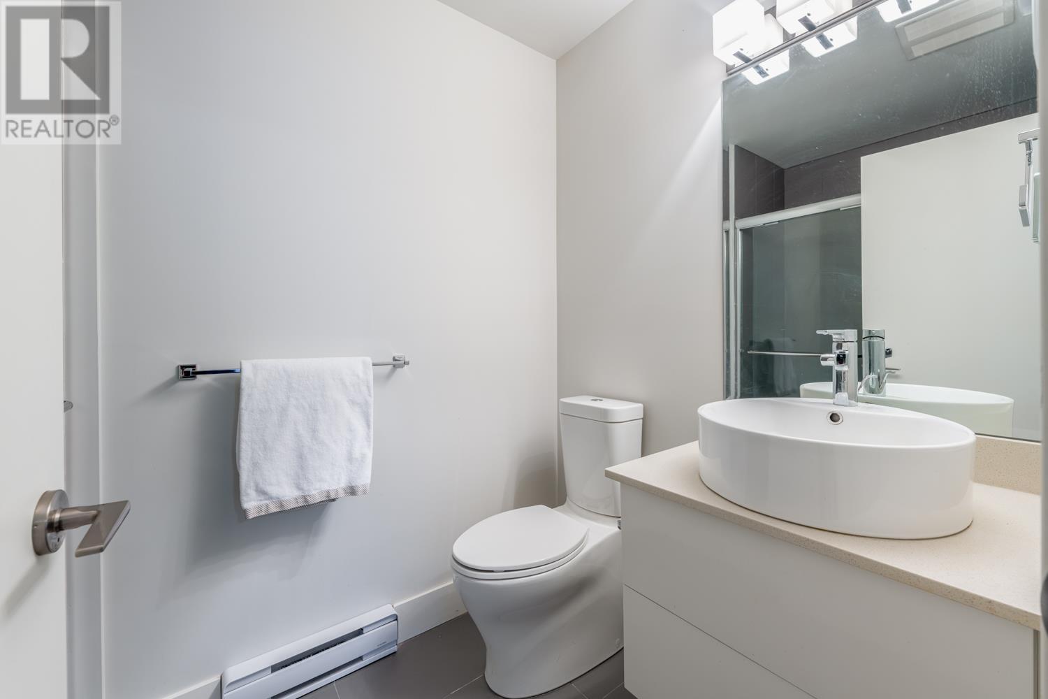 309 630 W Como Lake Avenue, Coquitlam, British Columbia  V3J 3M4 - Photo 19 - R2827091