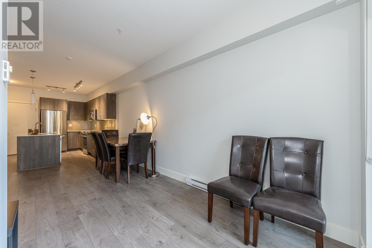 309 630 W Como Lake Avenue, Coquitlam, British Columbia  V3J 3M4 - Photo 14 - R2827091