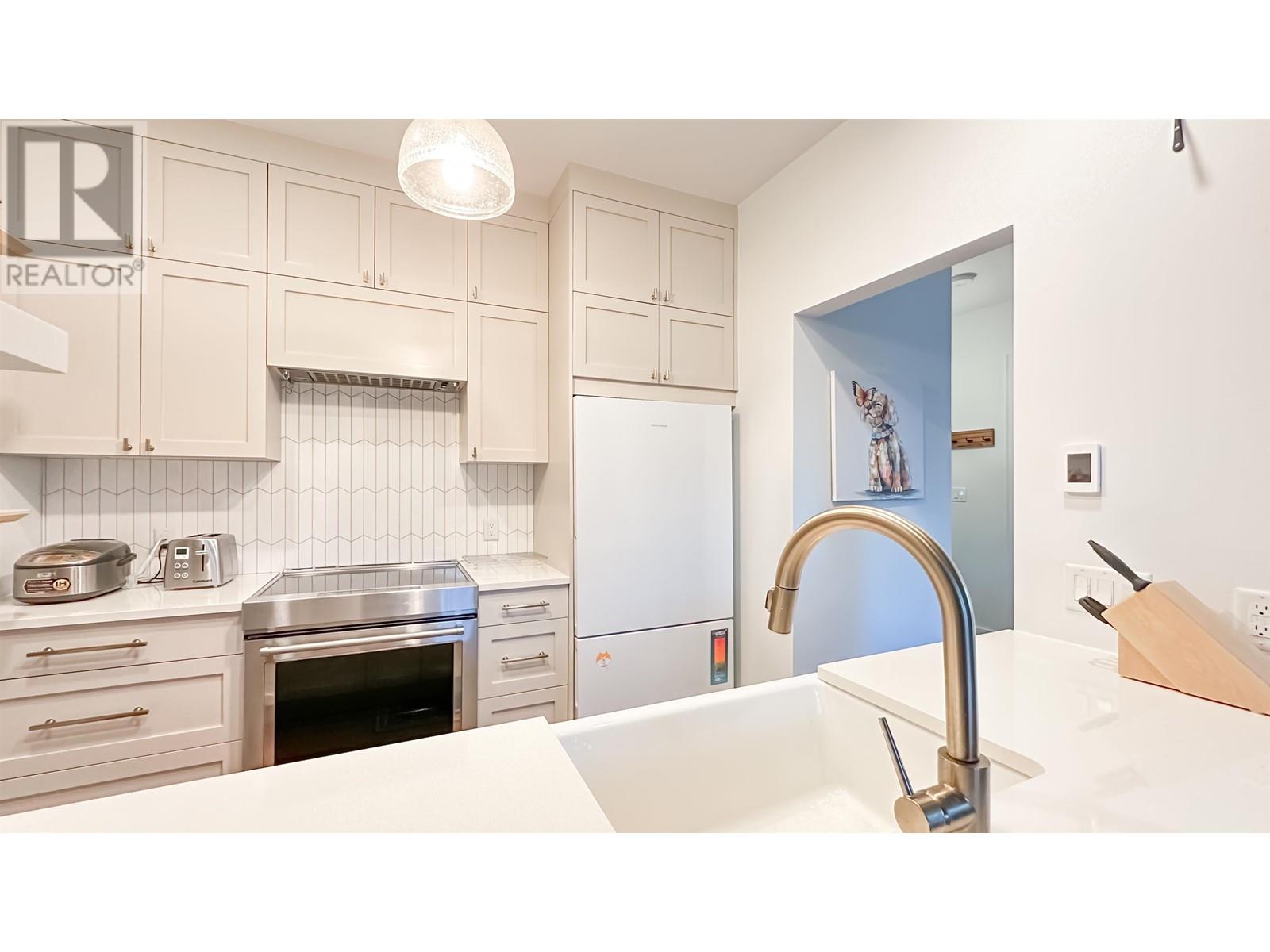 1160 W 15th Avenue, Vancouver, British Columbia  V6H 1R8 - Photo 13 - R2810259