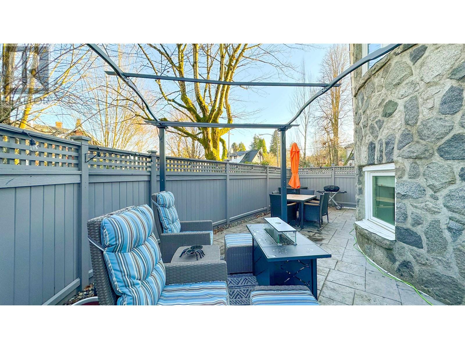 1160 W 15th Avenue, Vancouver, British Columbia  V6H 1R8 - Photo 4 - R2810259