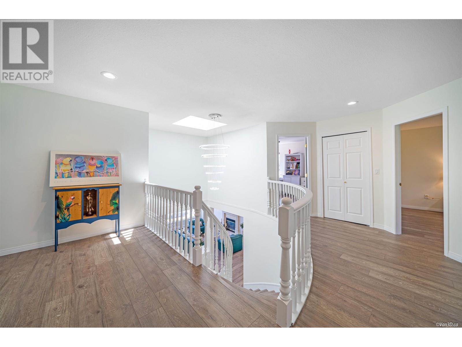 2258 Sicamous Avenue, Coquitlam, British Columbia  V3K 6R9 - Photo 18 - R2826908