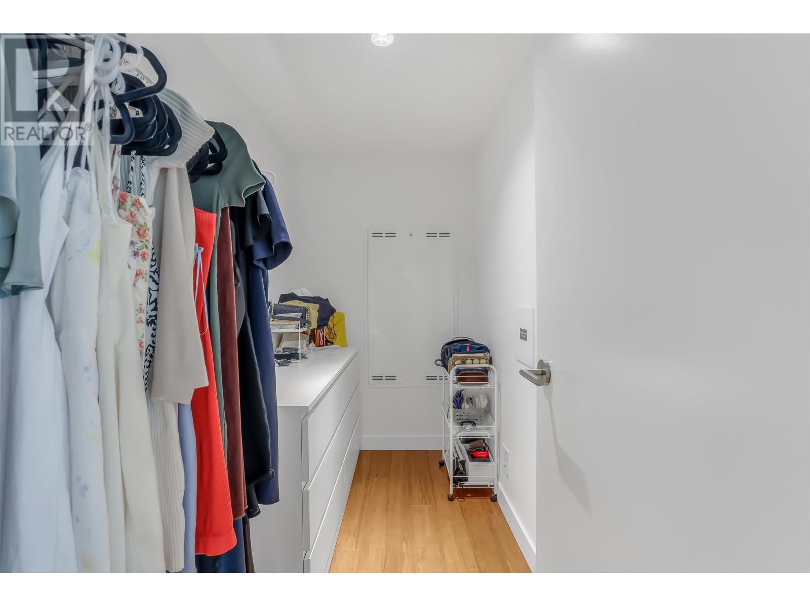 2906 777 Richards Street, Vancouver, British Columbia  V6B 0M6 - Photo 3 - R2828280