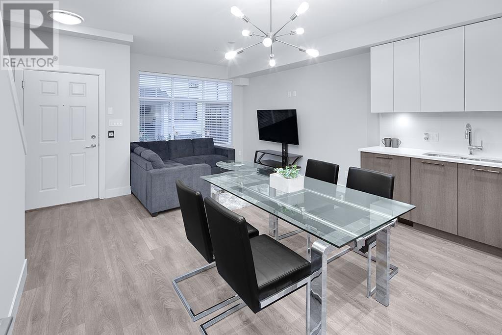 1 5188 Savile Row, Burnaby, British Columbia  V5E 0C3 - Photo 4 - R2828395