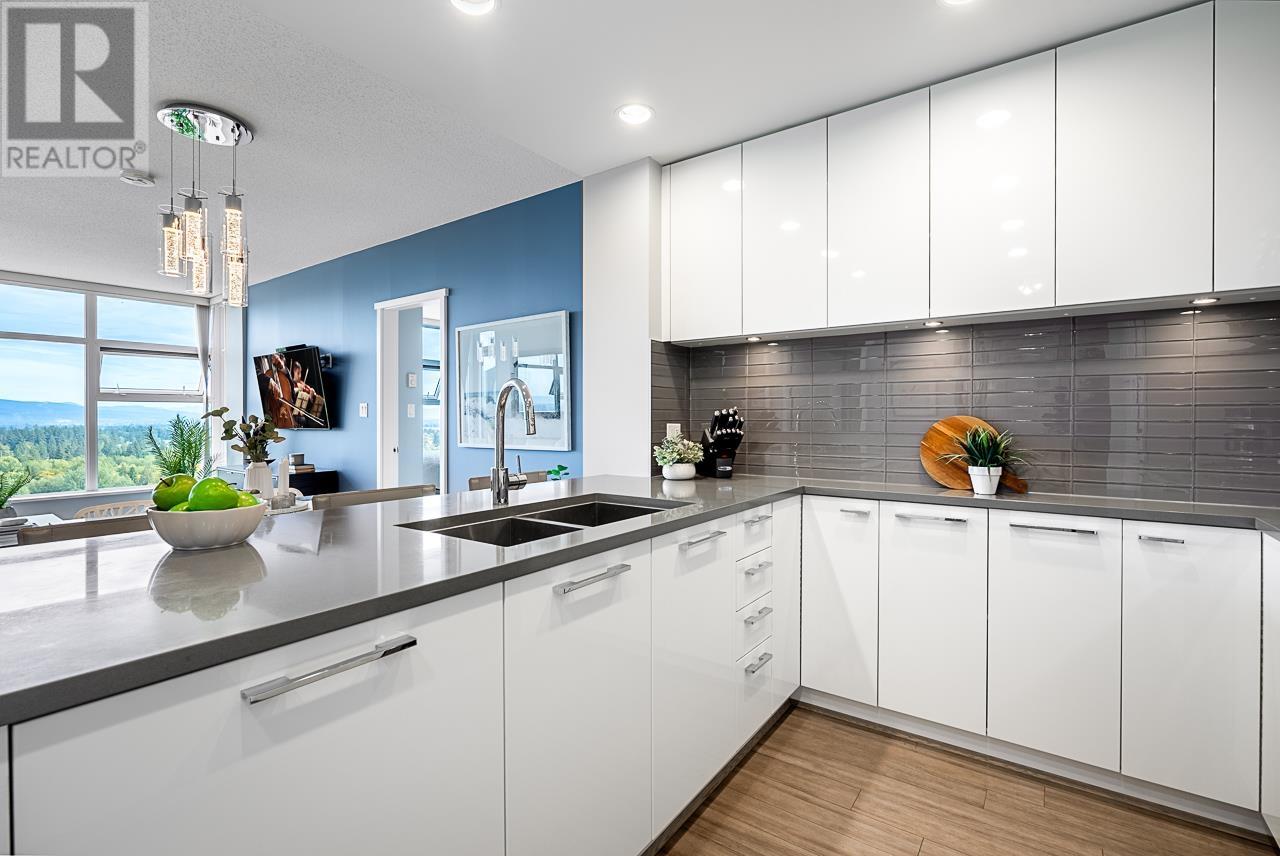 2608 3102 Windsor Gate, Coquitlam, British Columbia  V3B 0J3 - Photo 11 - R2826551