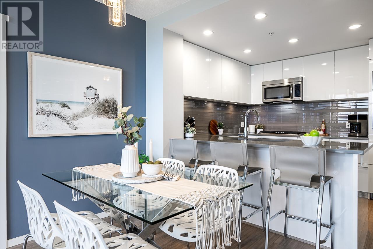 2608 3102 WINDSOR GATE, coquitlam, British Columbia
