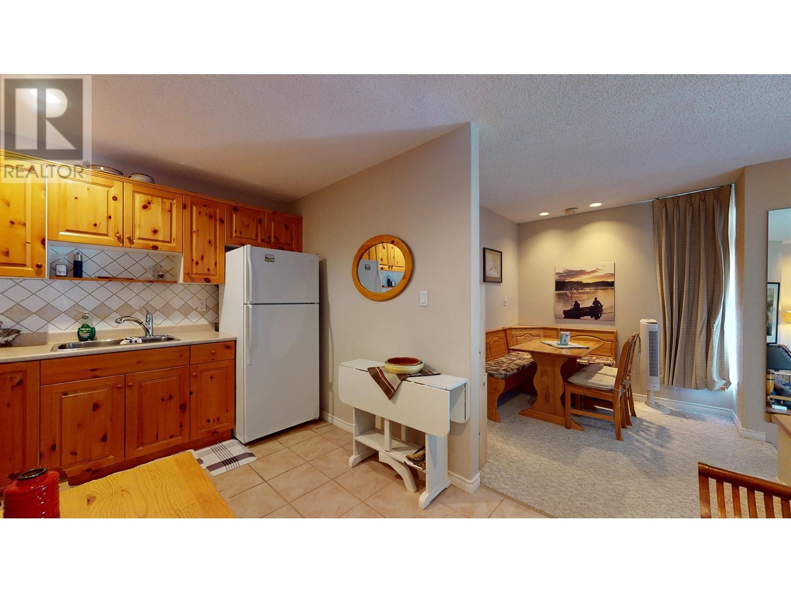 Dp4 1400 Alta Lake Road, Whistler, British Columbia  V8E 0G9 - Photo 2 - R2828360