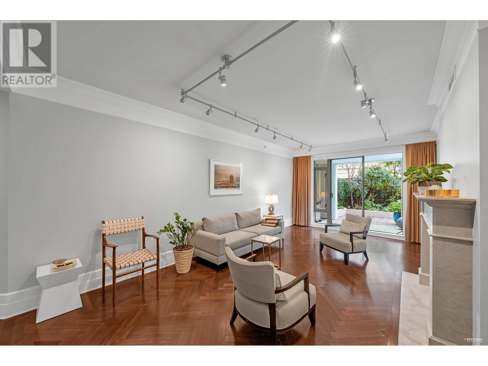 101 533 WATERS EDGE CRESCENT, west vancouver, British Columbia