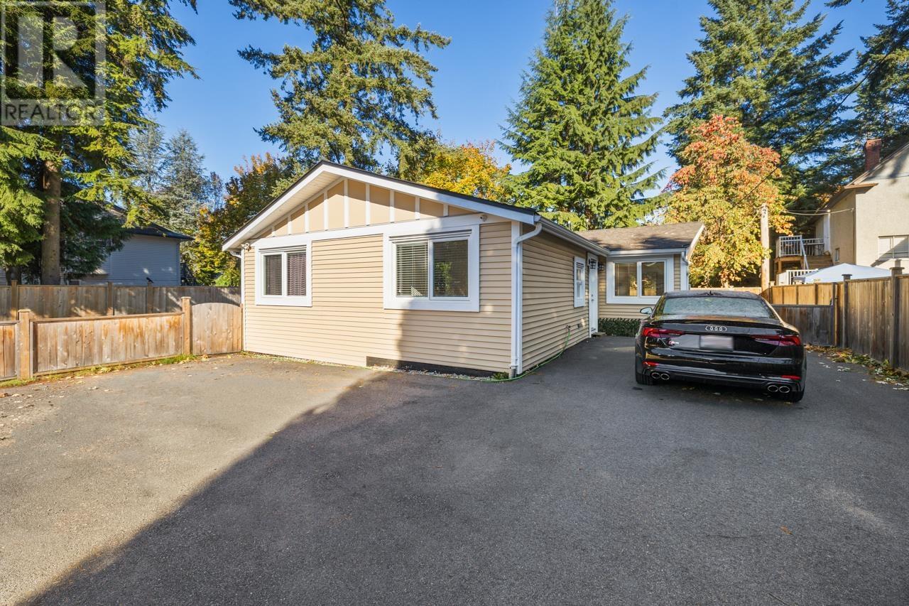 20897 Dewdney Trunk Road, Maple Ridge, British Columbia  V2X 3E7 - Photo 2 - R2827579