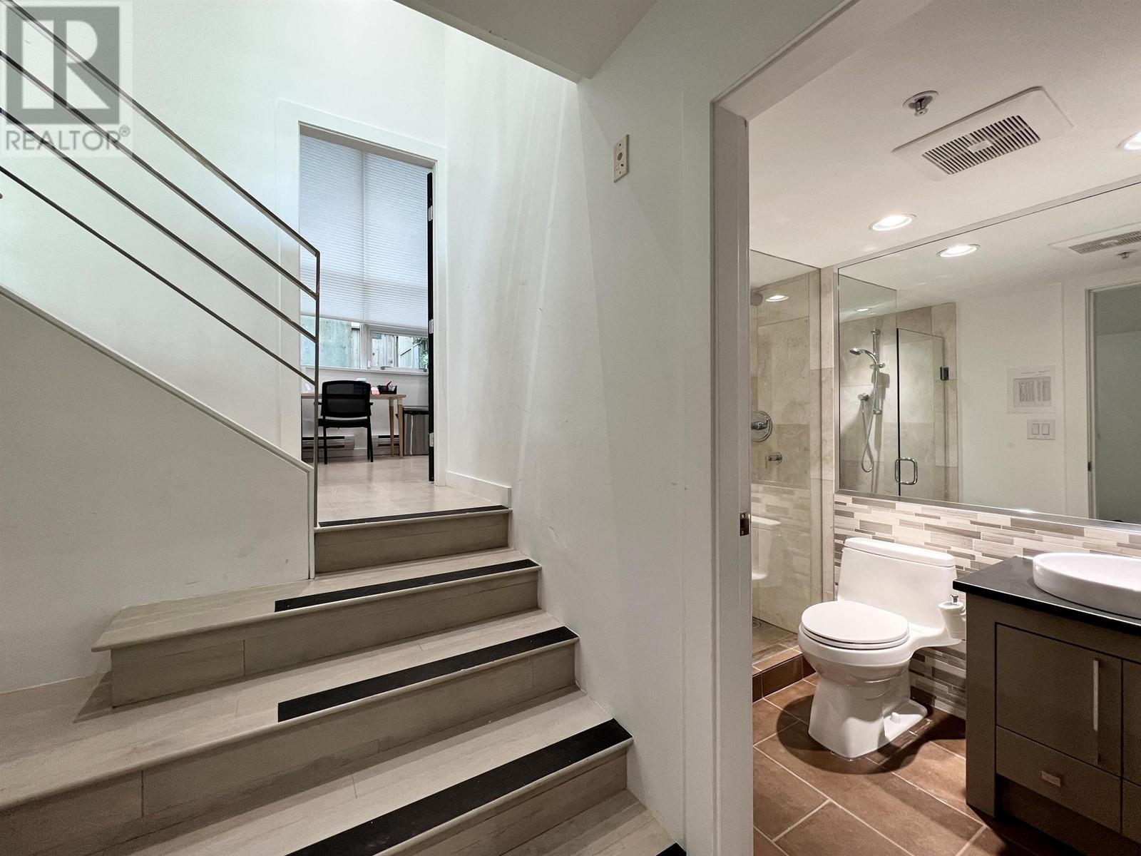 1418 W Hastings Street, Vancouver, British Columbia  V6G 3J6 - Photo 4 - R2824276