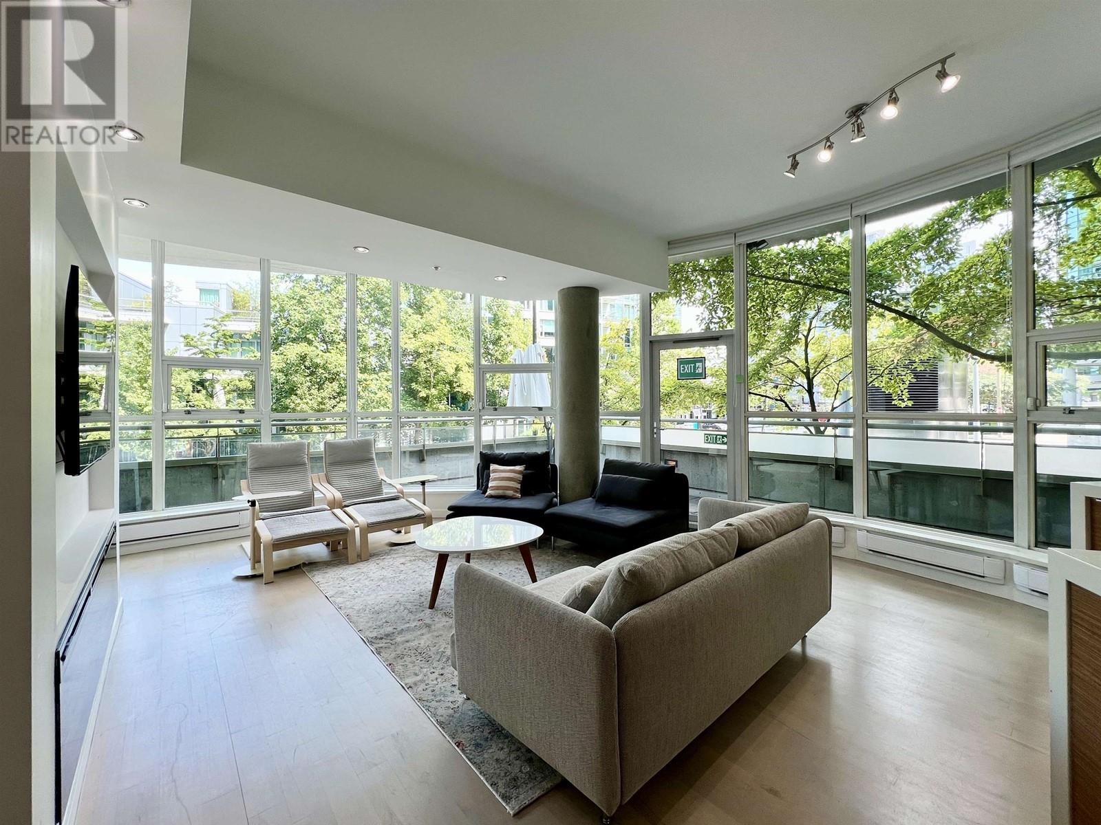 1418 W HASTINGS STREET, vancouver, British Columbia