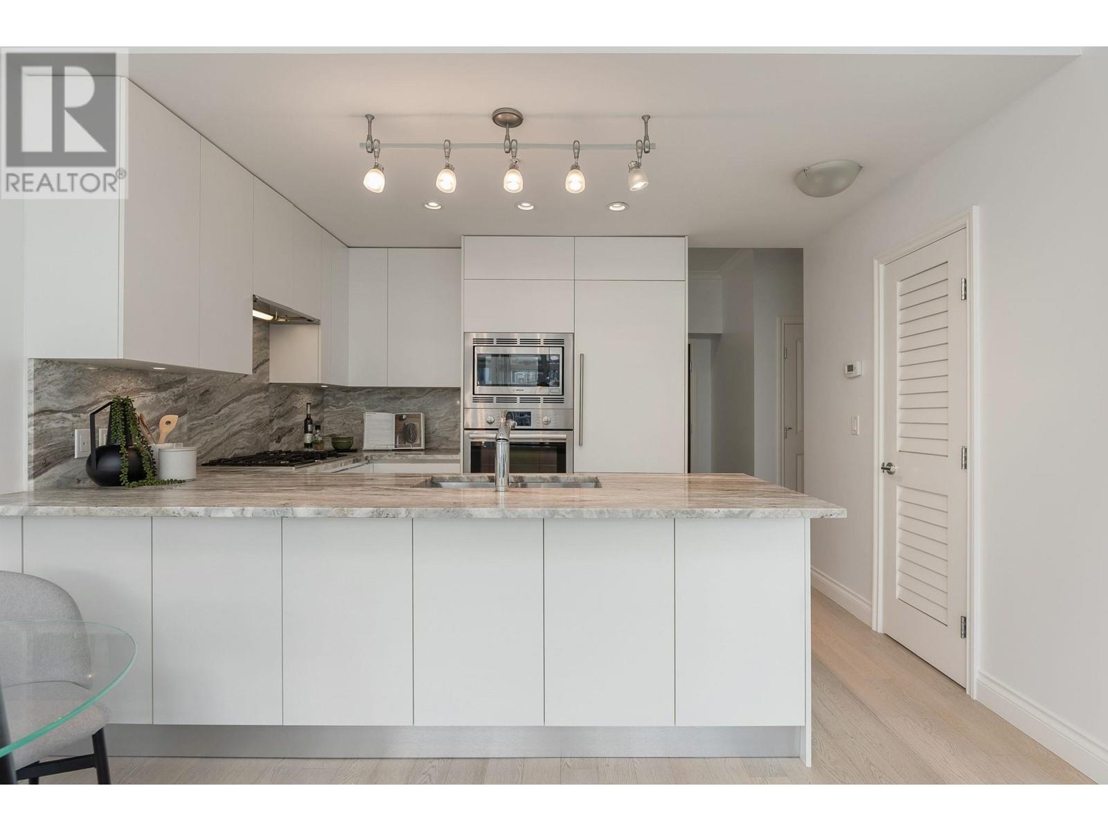 705 185 Victory Ship Way, North Vancouver, British Columbia  V7L 0G2 - Photo 12 - R2827027