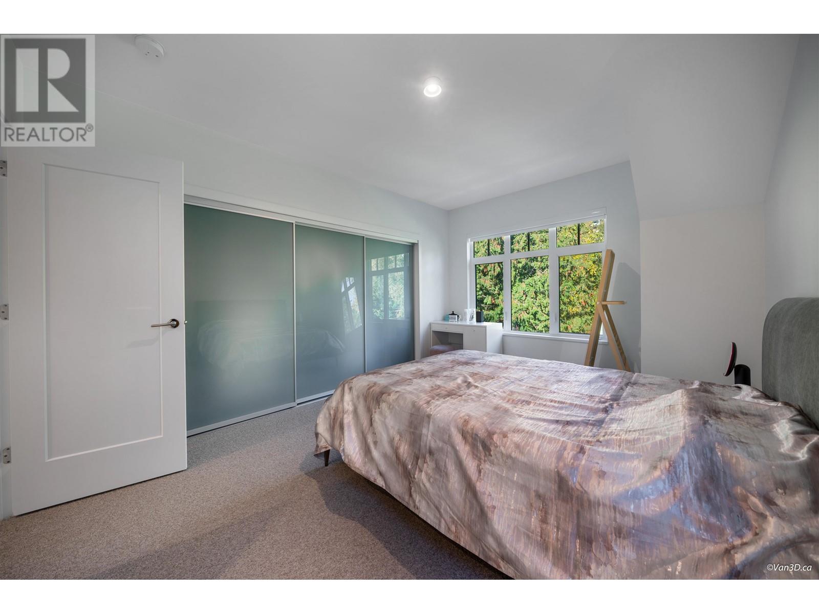 10 1960 Glenaire Drive, Vancouver, British Columbia  V7P 1Y1 - Photo 17 - R2825987