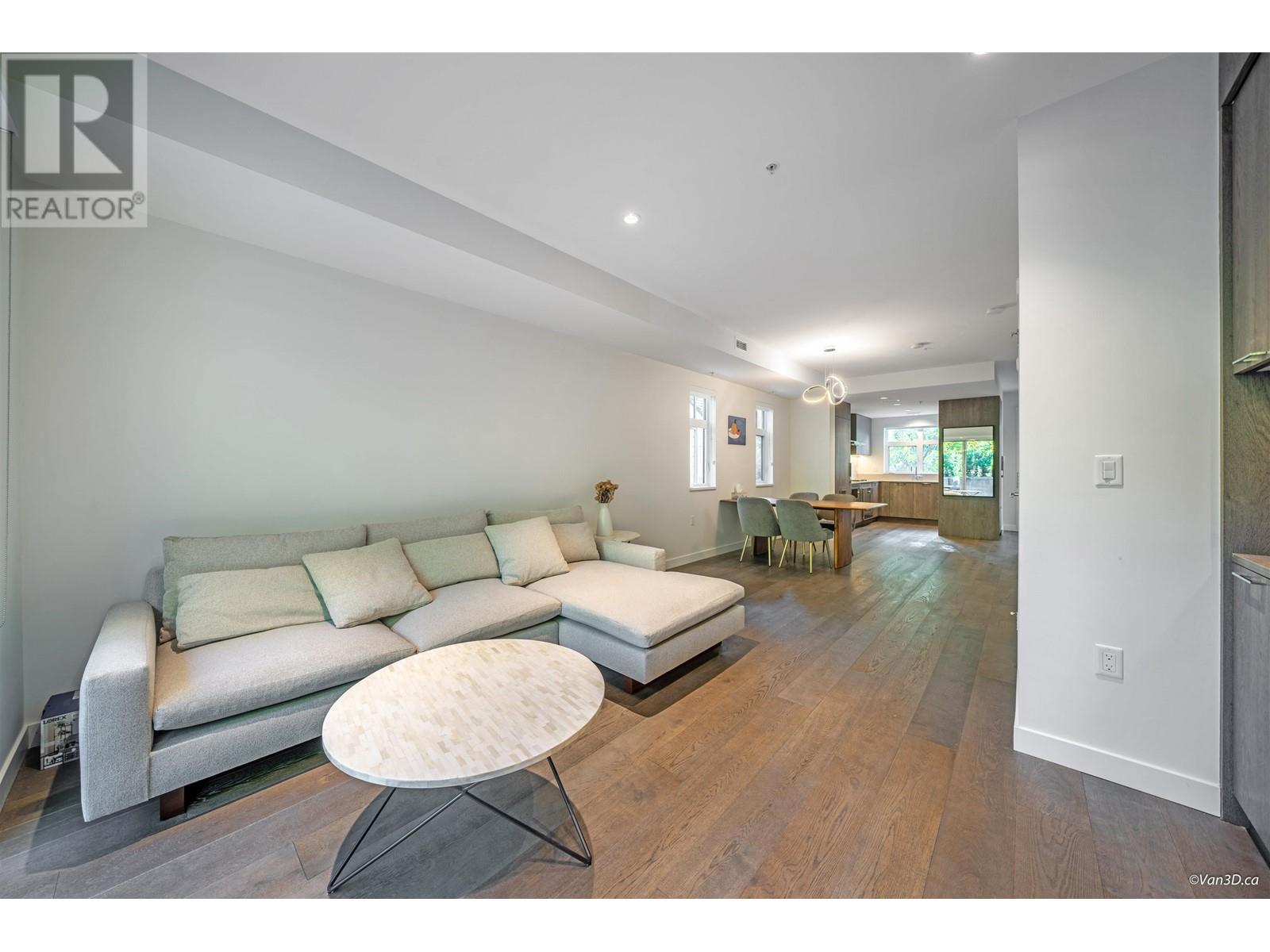 10 1960 Glenaire Drive, Vancouver, British Columbia  V7P 1Y1 - Photo 13 - R2825987