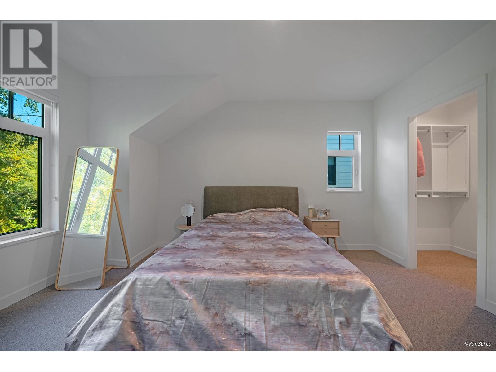 10 1960 Glenaire Drive, Vancouver, British Columbia  V7P 1Y1 - Photo 18 - R2825987
