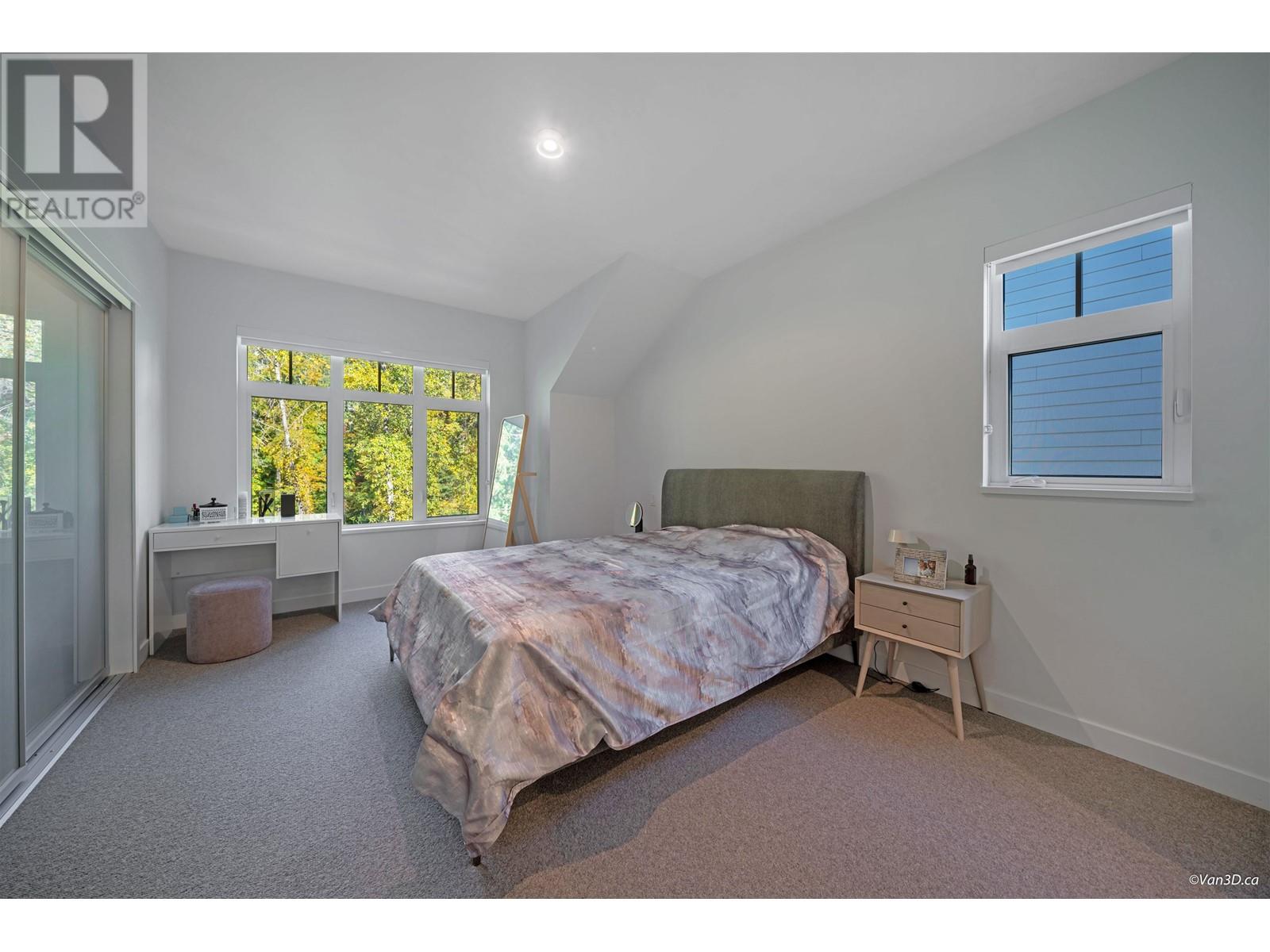 10 1960 Glenaire Drive, Vancouver, British Columbia  V7P 1Y1 - Photo 26 - R2825987