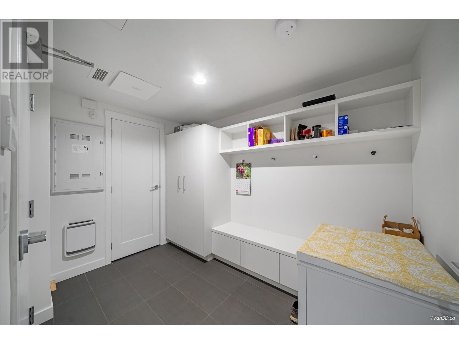 10 1960 Glenaire Drive, Vancouver, British Columbia  V7P 1Y1 - Photo 29 - R2825987