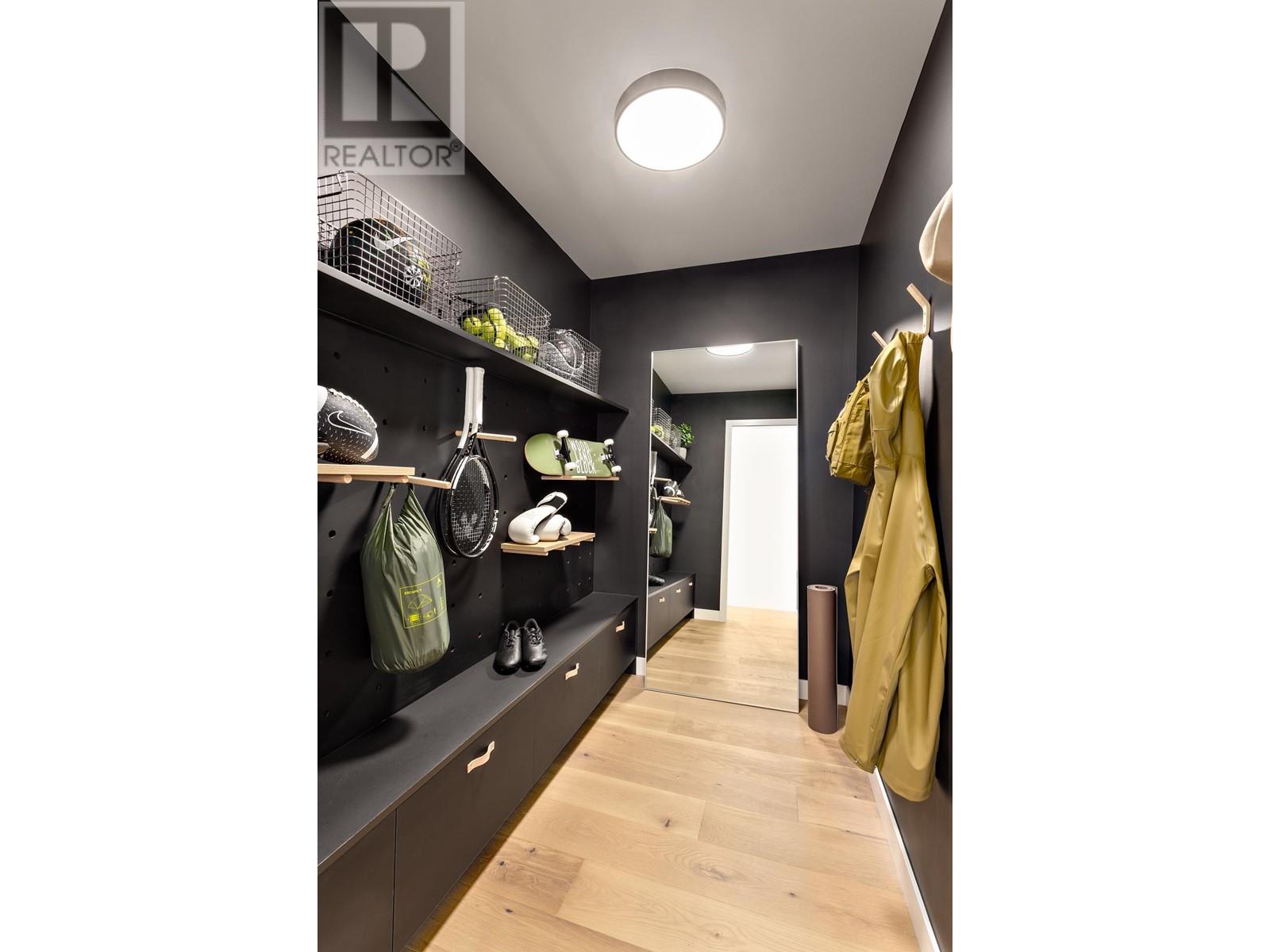 106 2377 E 11th Avenue, Vancouver, British Columbia  V5N 4X7 - Photo 2 - R2828081