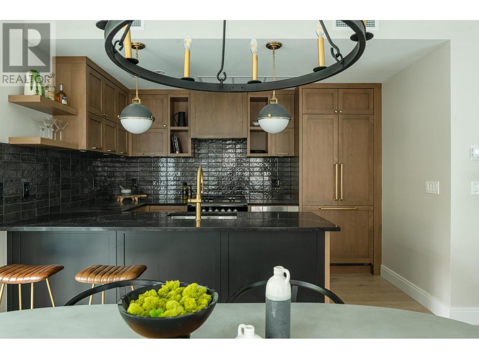 1460 W 45TH AVENUE, vancouver, British Columbia