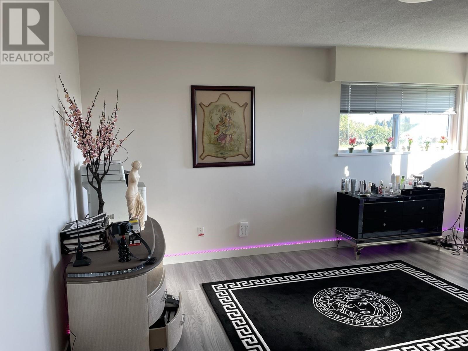 15240 -15260 Westminster Highway, Richmond, British Columbia  V6V 1A6 - Photo 14 - R2828338